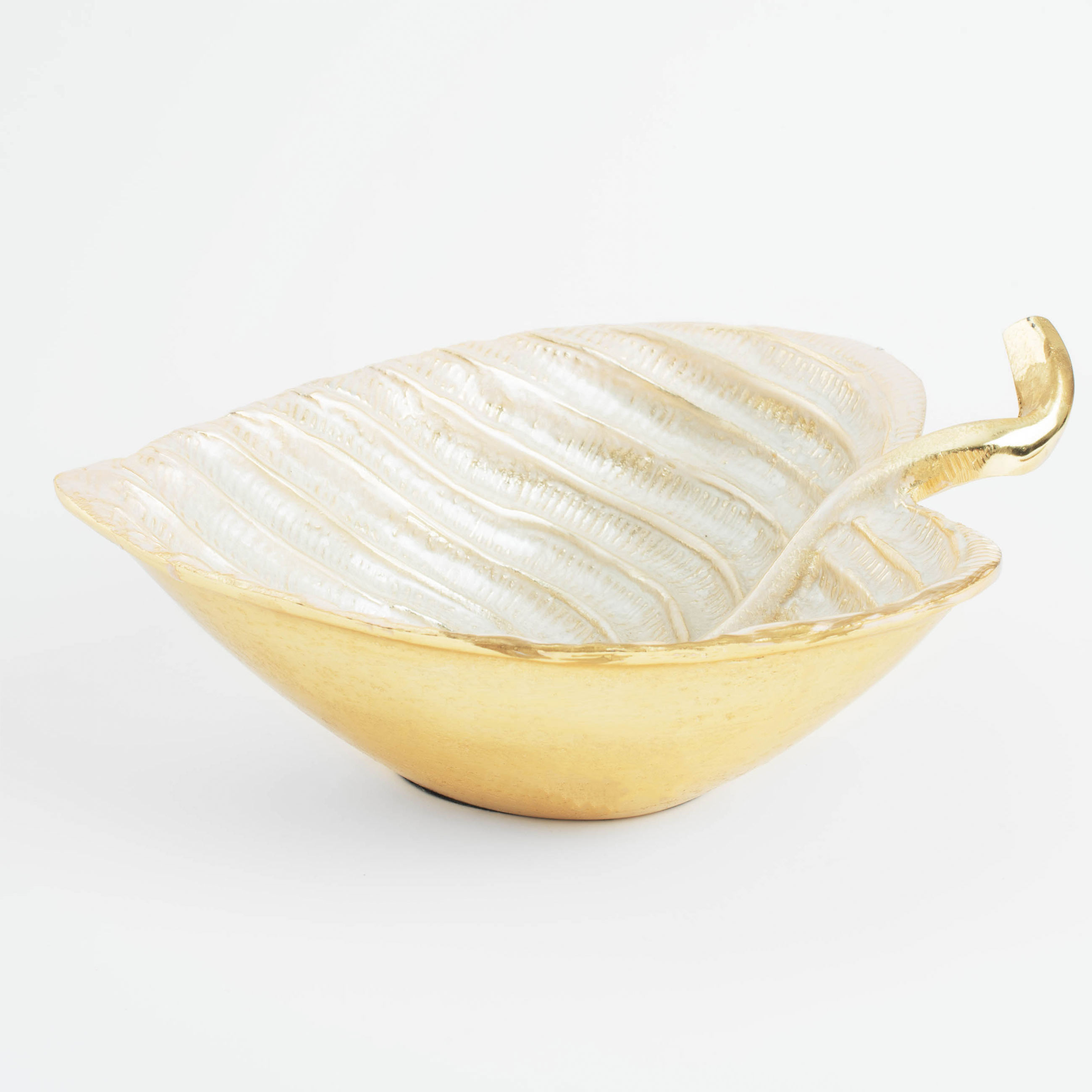Decorative dish, 27x23 cm, metal, milky gold, Leaf, Paradise garden изображение № 2